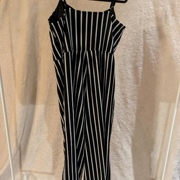 J for Justify Size XL Jumper - Y2K - Picture 2 of 3